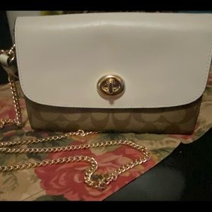 COACH CROSSBODY PURSE